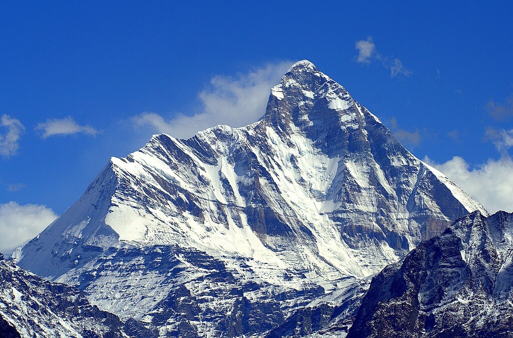 highest mountain peak in india, top 5 highest mountain peak in india, which is the highest mountain peak in india, the highest mountain peak in india, name the highest mountain peak in india, what is the highest mountain peak in india, the highest mountain peak in india is, highest peak of india, tallest mountain in india, kangchenjunga highest peak, nanda devi height, kamet mountain height, saltoro kangri peak, saser kangri mountain, indian himalayas highest peaks, karakoram highest peaks india, geography of india mountains, indian mountain peaks list